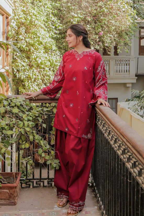 Kayseria D-90 Embroidered Two Piece Lawn Collection