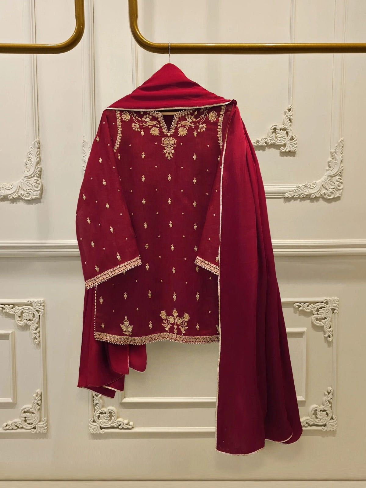 ✨ FOUR PIECE PURE ORGANZA EMBELLISHED SUIT – WITH DUPATTA & RAW SILK PANTS ✨