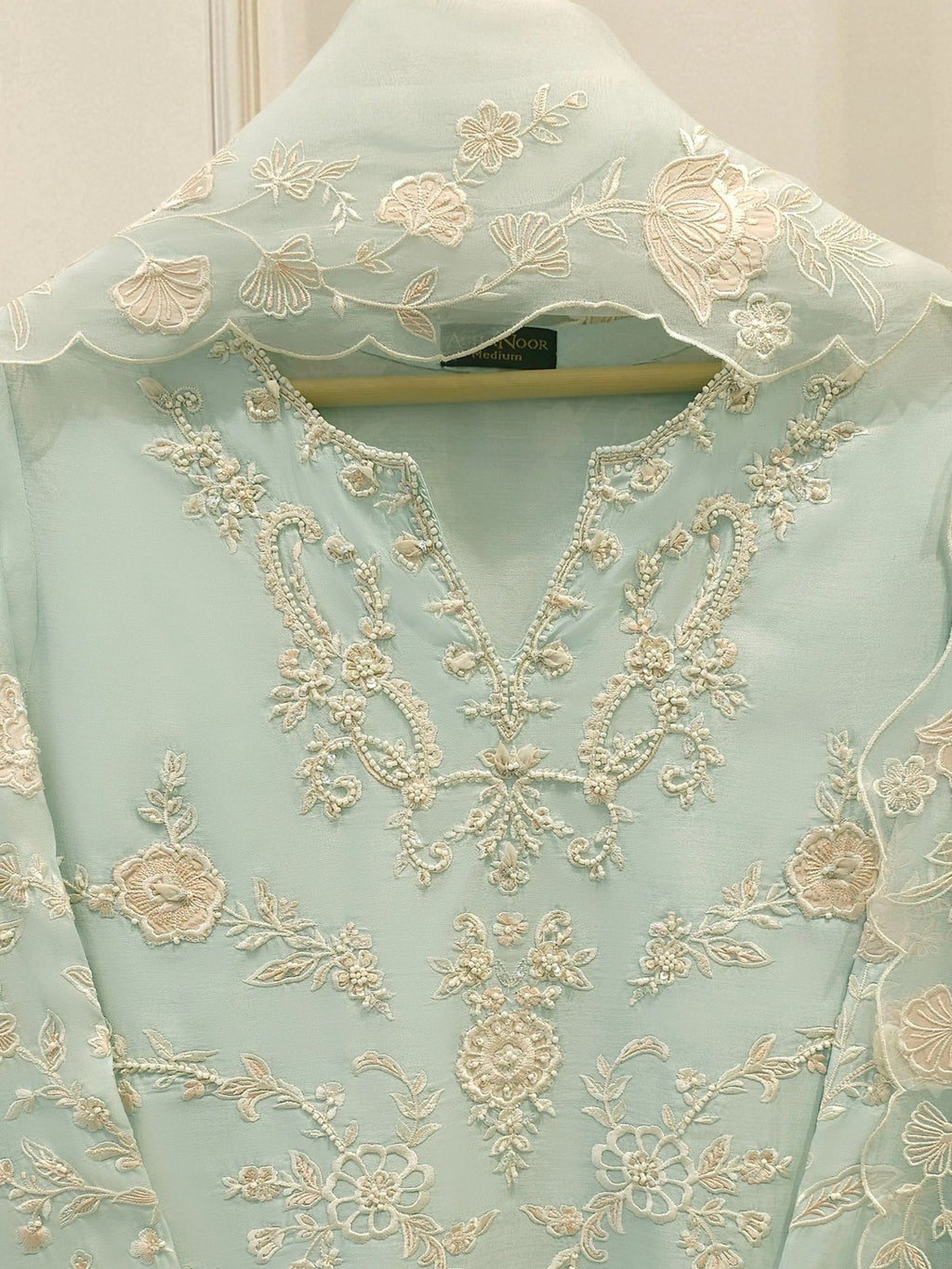 ✨ FOUR PIECE PURE ORGANZA EMBROIDERED SUIT – WITH DUPATTA & RAW SILK PANTS ✨