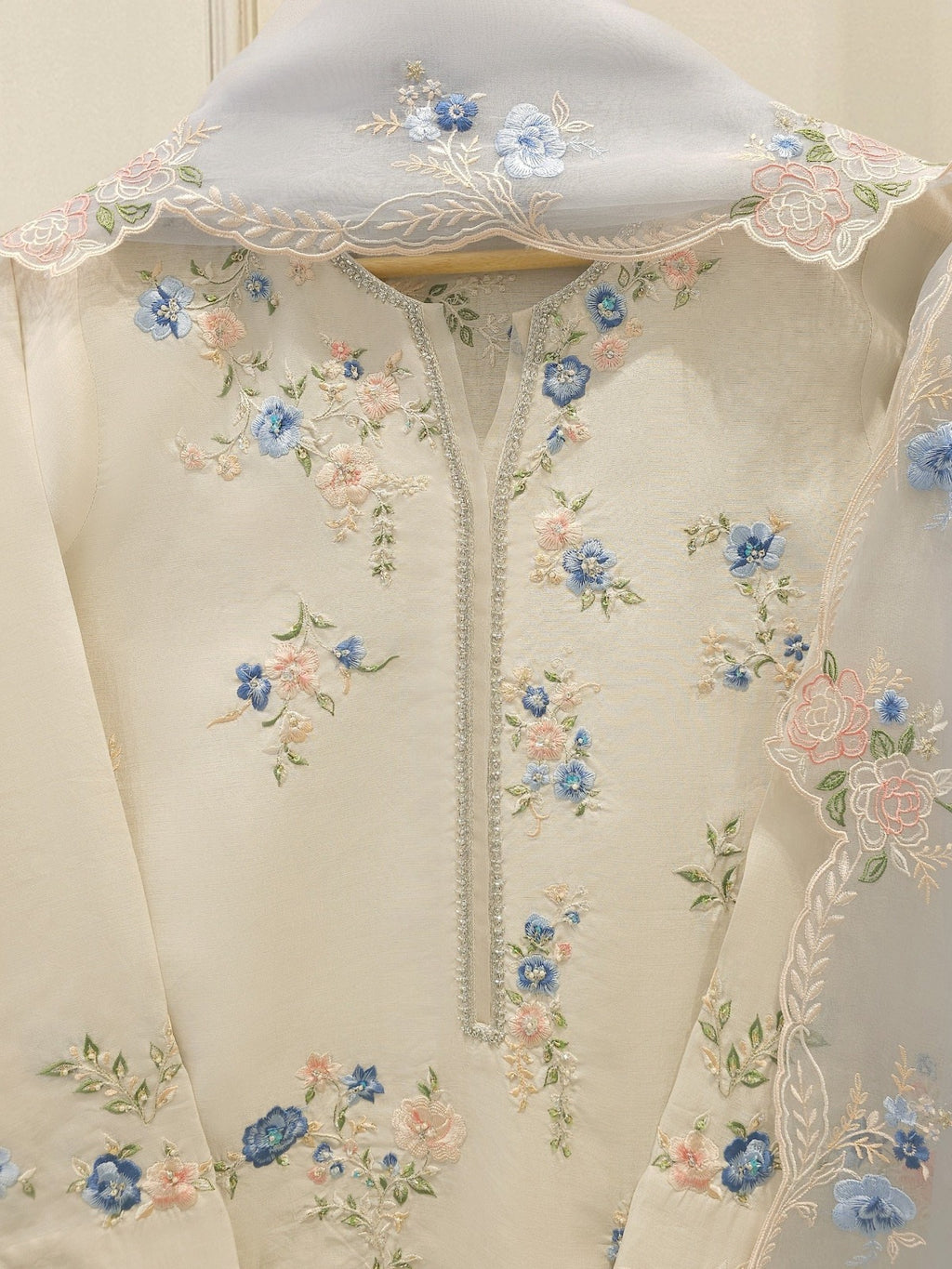 ✨ FOUR PIECE PURE ORGANZA EMBELLISHED SUIT – WITH DUPATTA & RAW SILK PANTS ✨