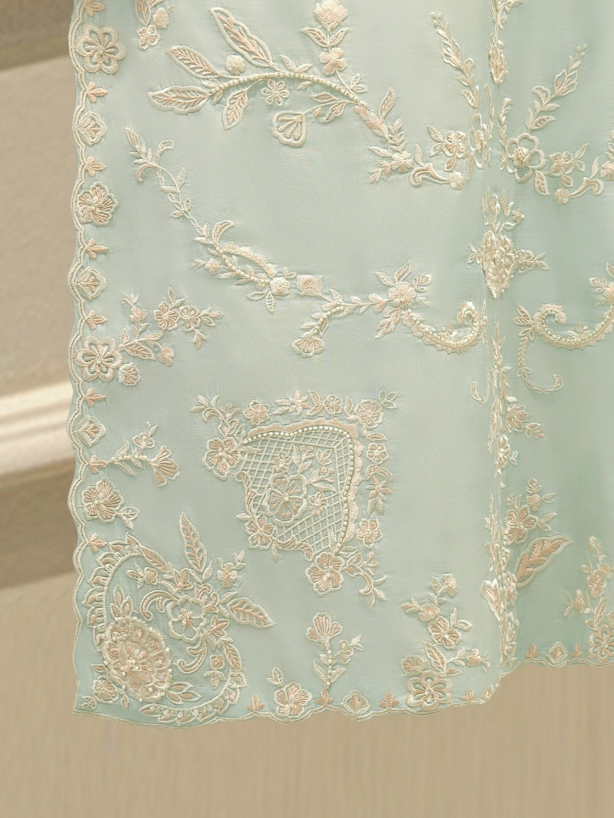 ✨ FOUR PIECE PURE ORGANZA EMBROIDERED SUIT – WITH DUPATTA & RAW SILK PANTS ✨