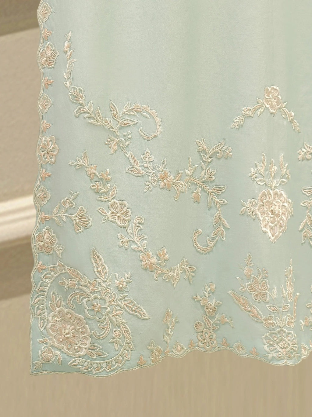 ✨ FOUR PIECE PURE ORGANZA EMBROIDERED SUIT – WITH DUPATTA & RAW SILK PANTS ✨