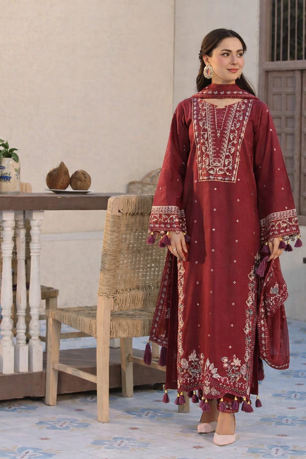 Mauve Grace Embroidered Lawn 3-Piece Suit