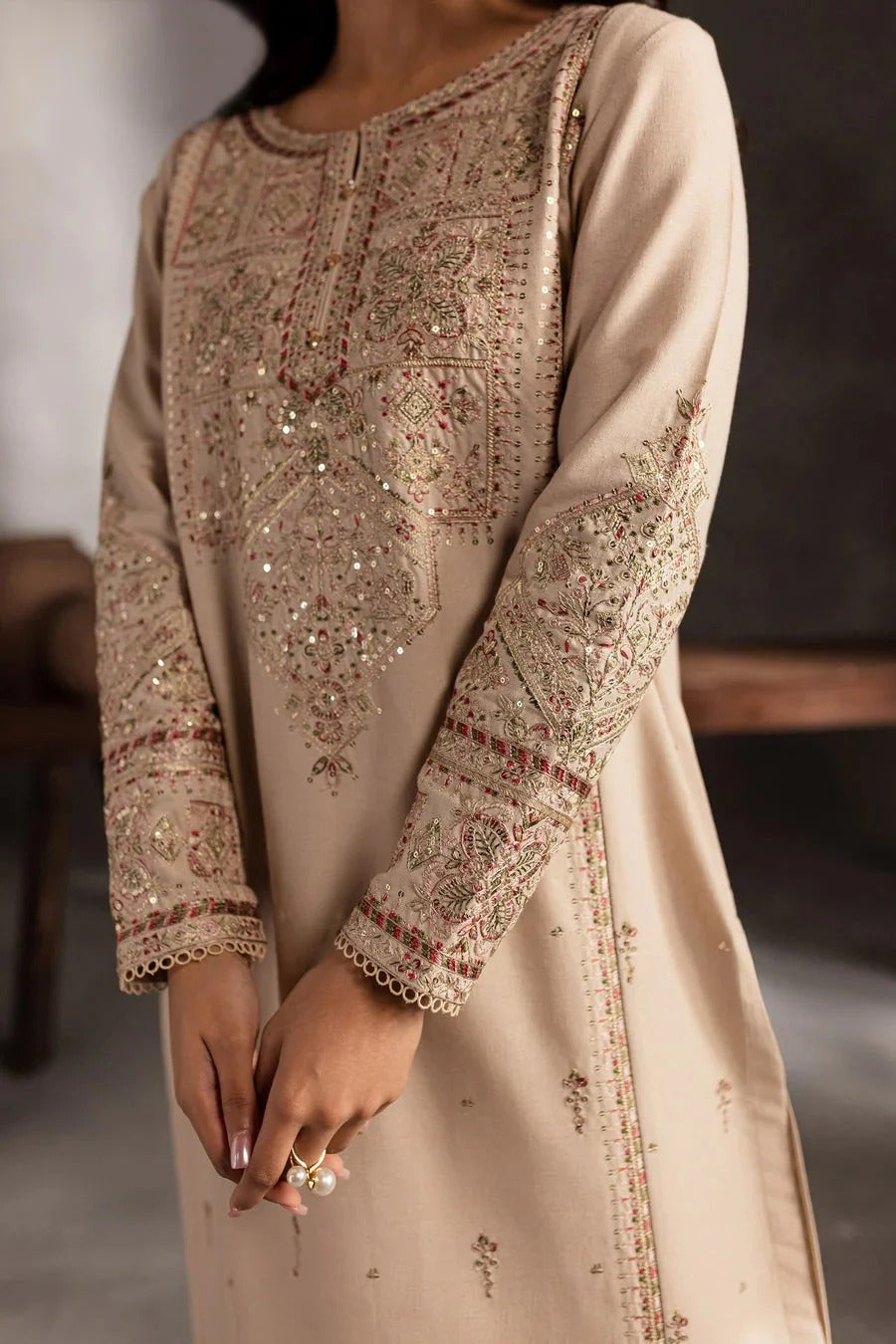 laam Embroidered lawn Three Piece skin laam-44